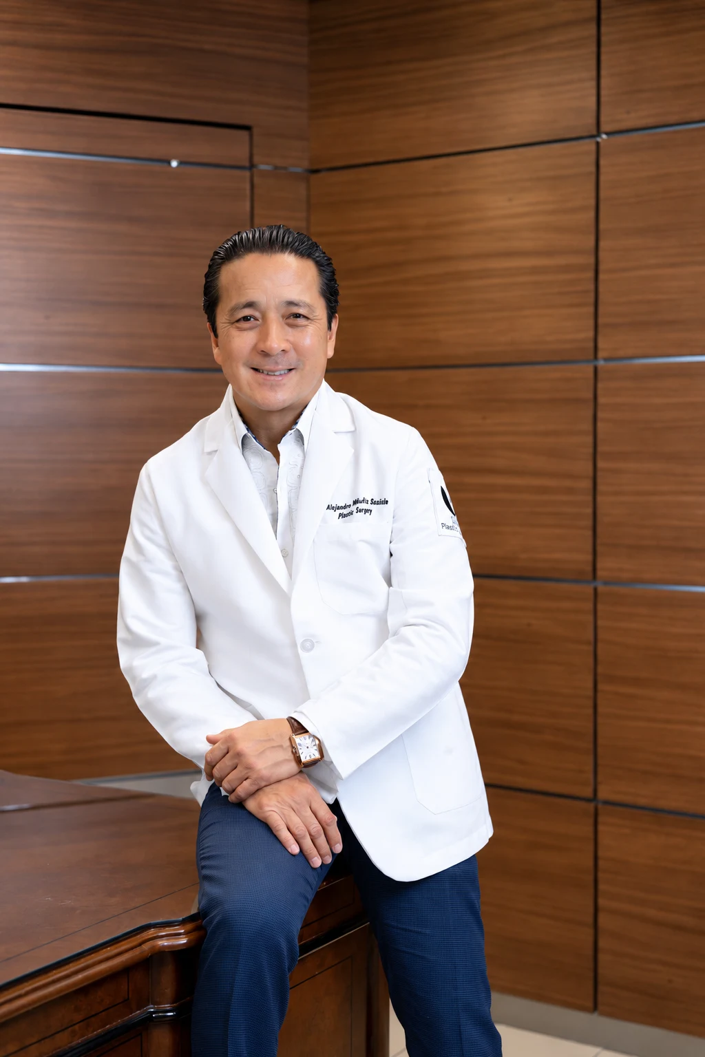 Retrato del Dr. Alejandro Méndez Sashida